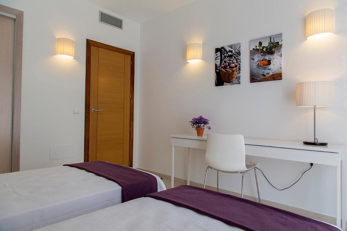 Apartamentos Proa - Emar Hotels Only Adults Es Pujols Dış mekan fotoğraf